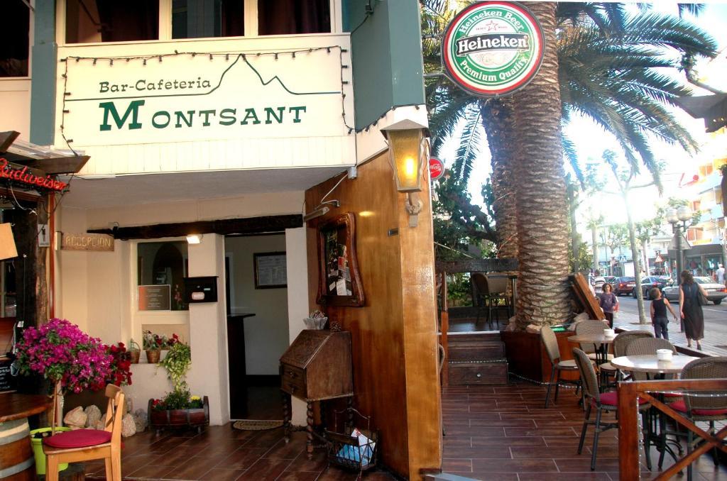 Hostal Montsant Salou Kültér fotó