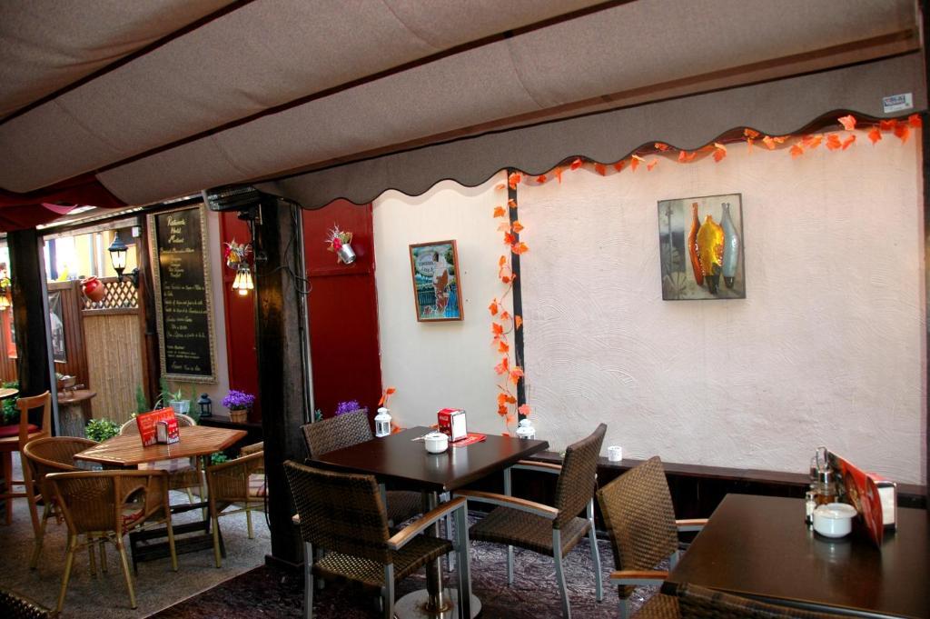 Hostal Montsant Salou Kültér fotó