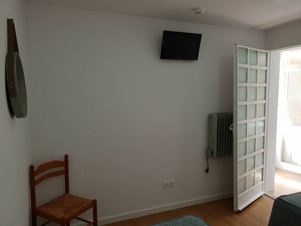 Hostal Montsant Salou Kültér fotó